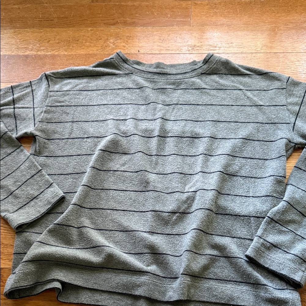 Vince Men's Gray Striped Long-Sleeve Crew Shirt